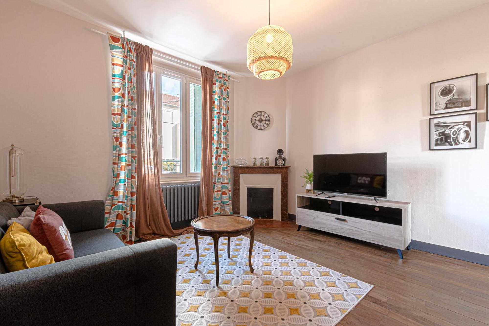 Maison Ampere ลิมอจส์ ภายนอก รูปภาพ